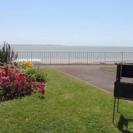 Boursier - Royan, 3 Bedrooms, 6 Persons * Royan