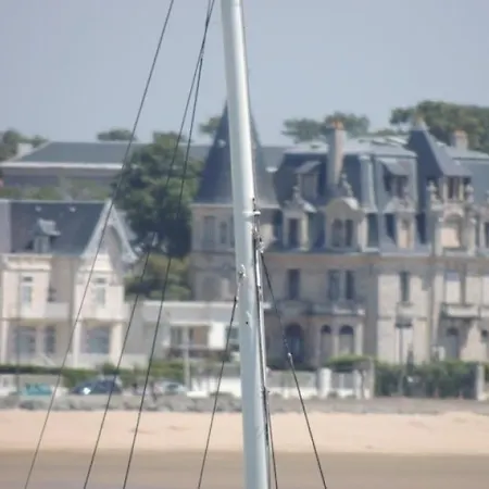 Boursier - Royan, 3 Bedrooms, 6 Persons Villa Royan